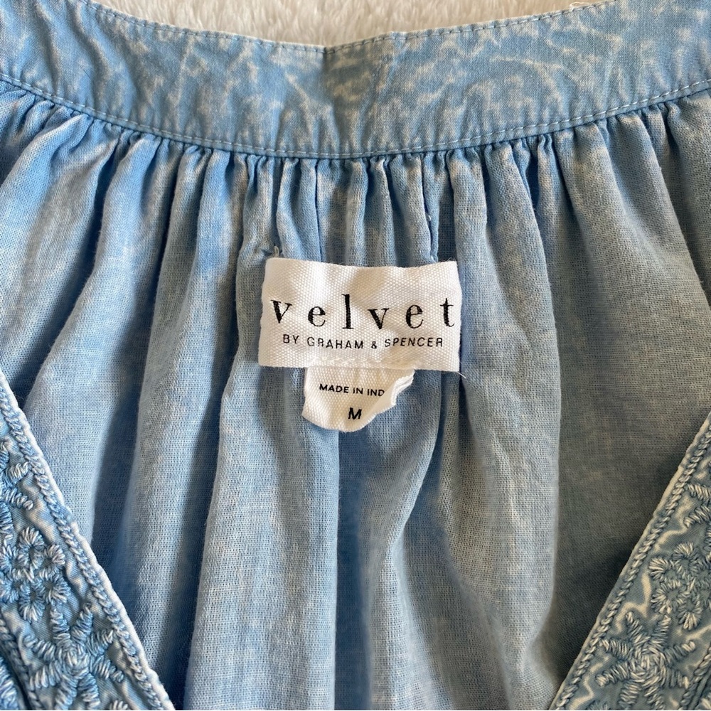 VELVET BY GRAHAM & SPENCER Chrissy Tonal Embroidery Chambray Dress | M - Picture 7 of 13